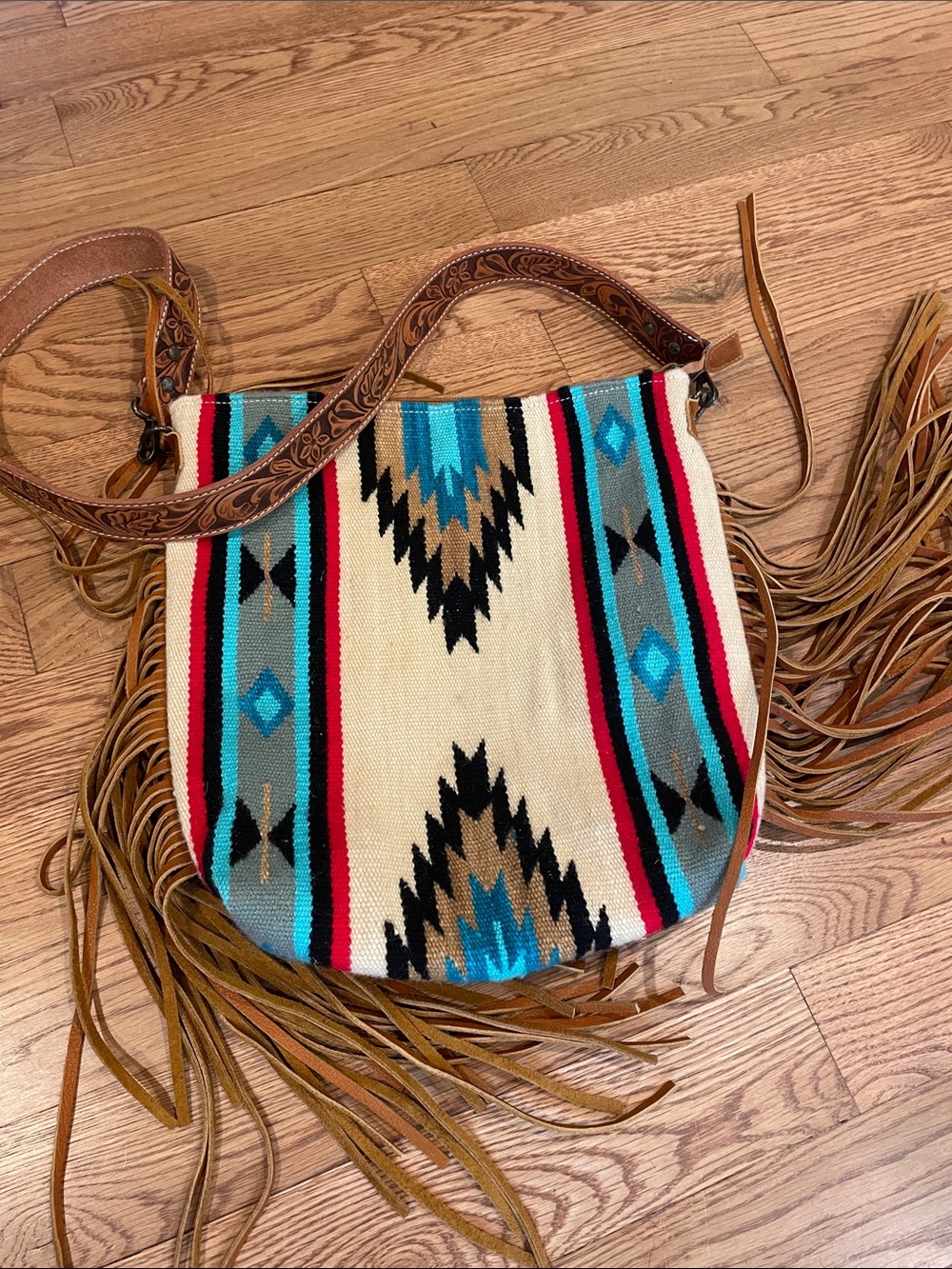 American Darling Southwestern Fringe Shoulder Bag in Turquoise, Tan & Cream